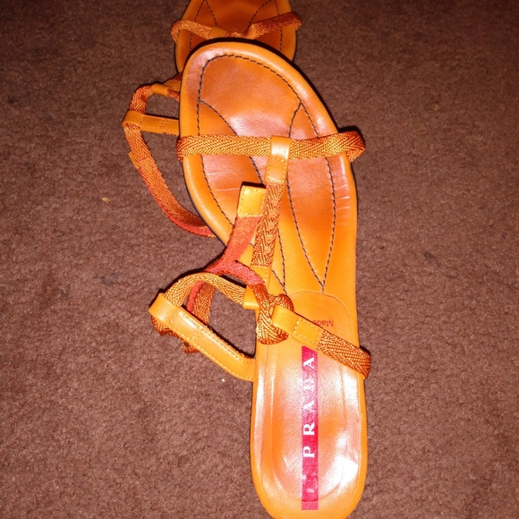 Heeled Sandals - Picture 2 of 5